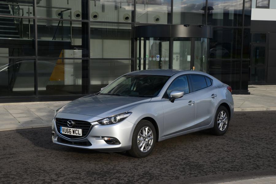  Mazda3 Sedan 2016 года  (UK) (фото 4 из 14)